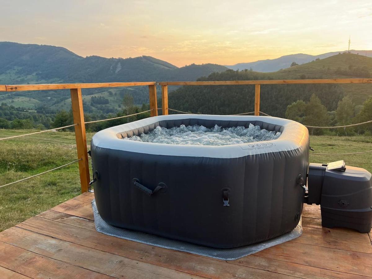 Tranquil Dome - Manta'S Retreat Glamping Cornereva Hotel Ngoại thất bức ảnh